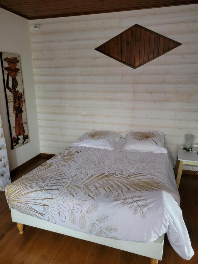 Damarie Bed & Breakfast Craponne-sur-Arzon Bagian luar foto